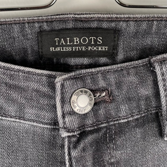 TALBOTS SLIM ANKLE JEANS - NOIR WASH - CURVY FIT | Size: 4 - Picture 8 of 10